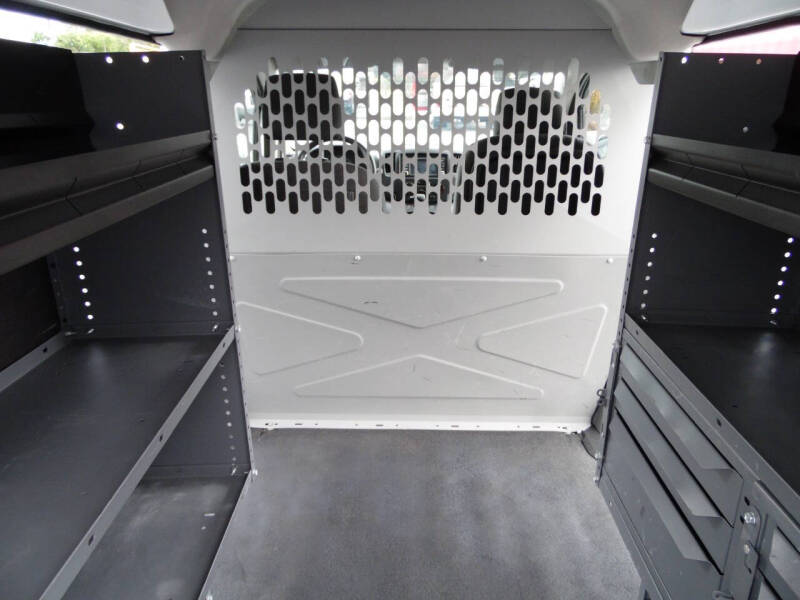 2017 Nissan NV200 SV