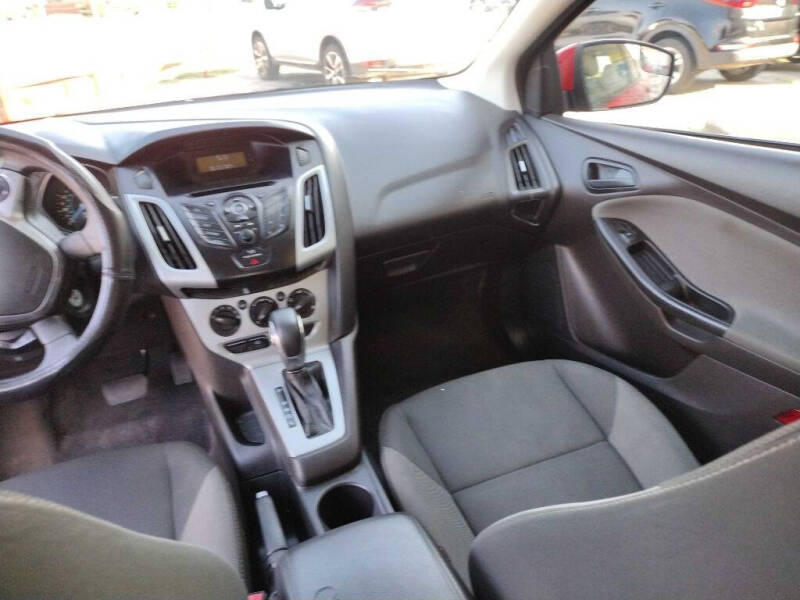 2012 Ford Focus SE