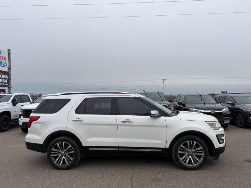 2017 Ford Explorer Platinum