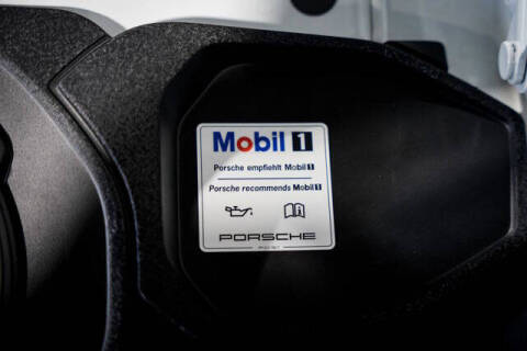 2024 Porsche 911 Dakar