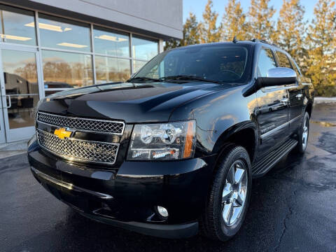 2013 Chevrolet Avalanche LTZ Black Diamond