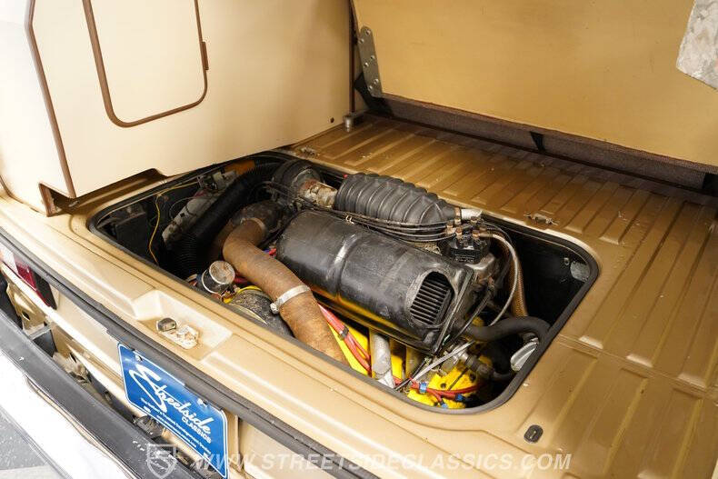 1982 Volkswagen Vanagon Camper