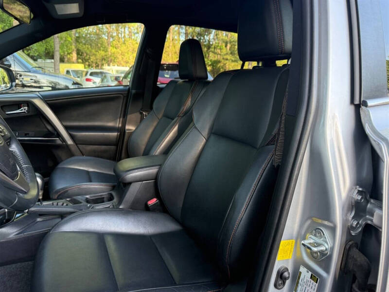 2016 Toyota RAV4 SE