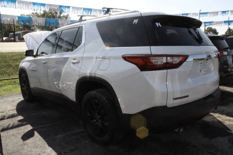 2018 Chevrolet Traverse LT Cloth