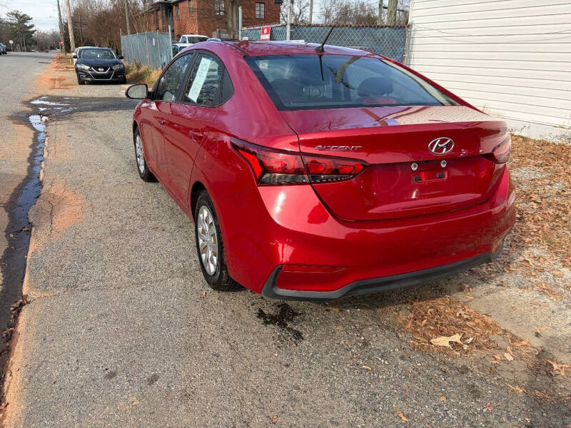 2018 Hyundai Accent SE