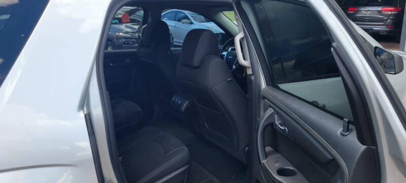 2014 GMC Acadia SLE-2