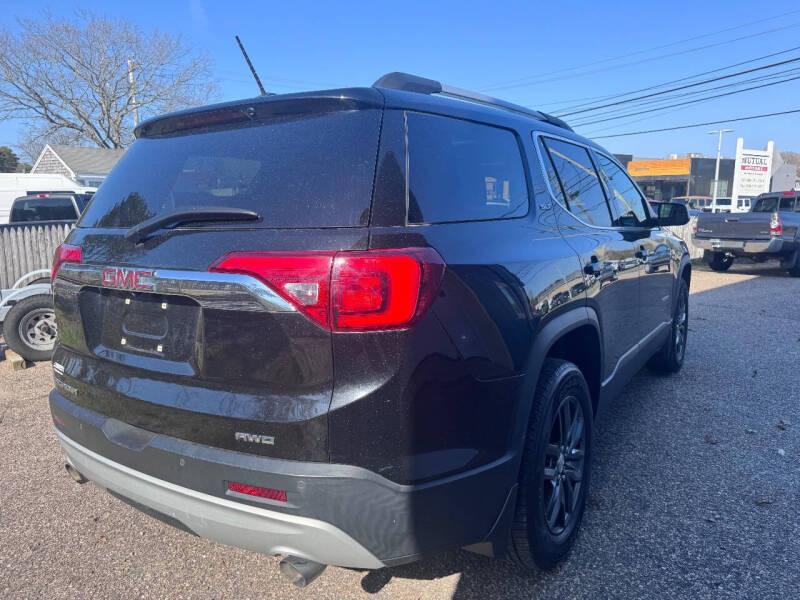 2017 GMC Acadia SLT-1
