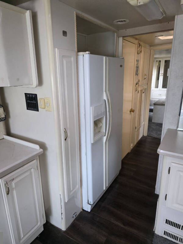 2003 Gulfstream Friendship 8408FS