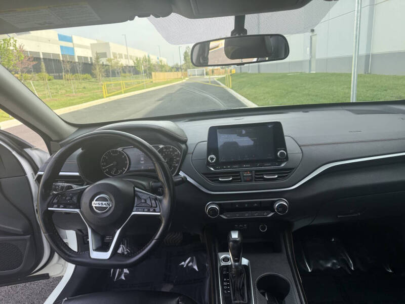 2019 Nissan Altima 2.5 SR