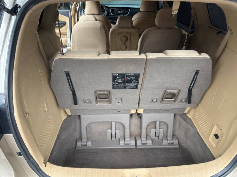 2016 Kia Sedona LX