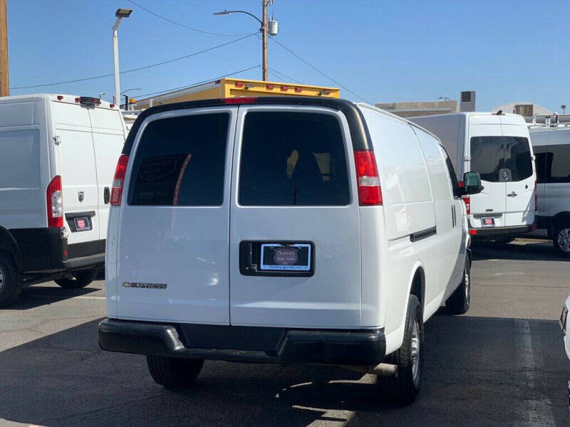 2018 Chevrolet Express 2500