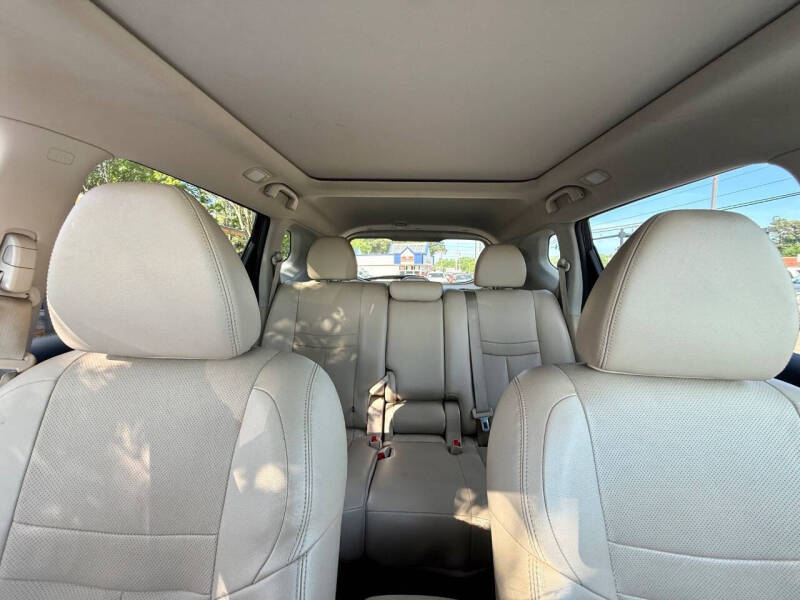 2016 Nissan Rogue SL