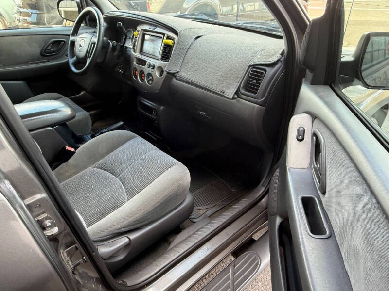 2004 Mazda Tribute LX-V6