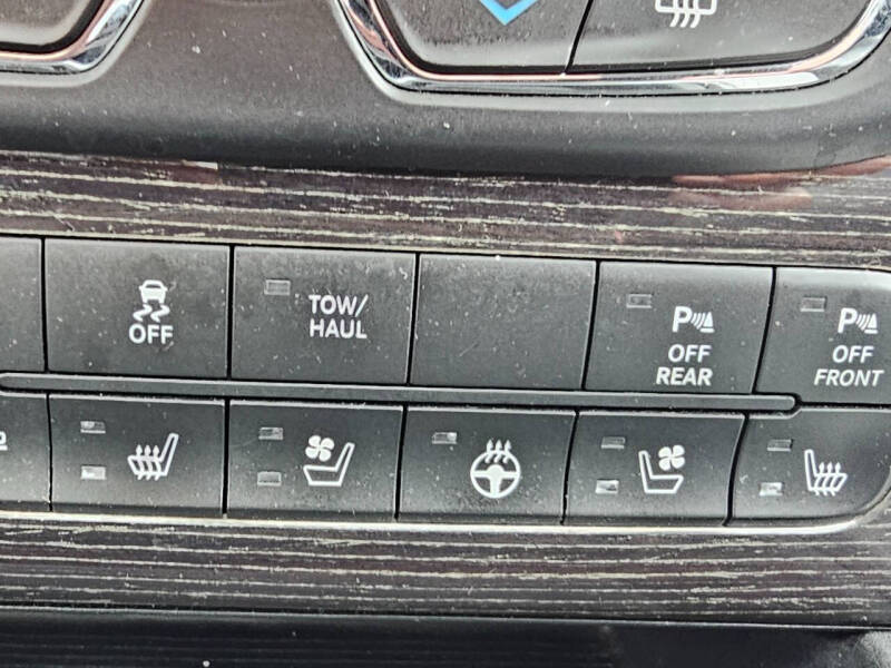 2014 RAM 1500 Laramie Limited