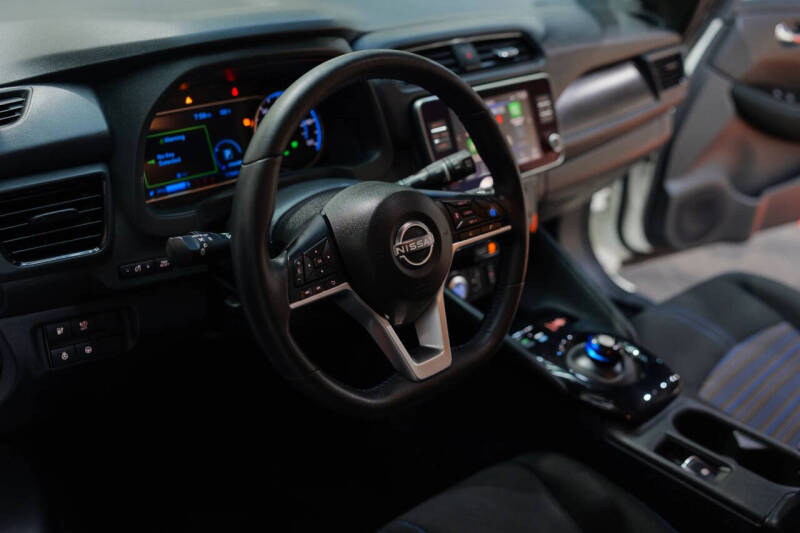 2023 Nissan LEAF SV PLUS