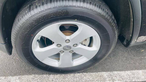 2011 Jeep Grand Cherokee Laredo X