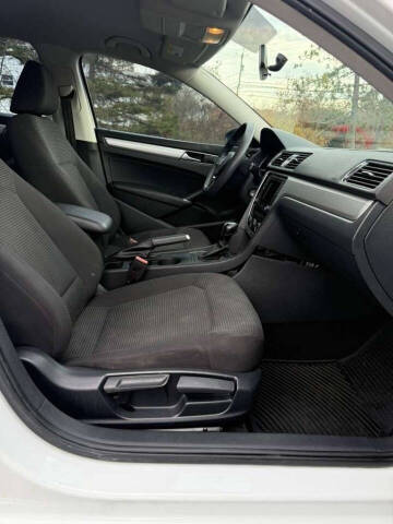 2016 Volkswagen Passat 1.8T S