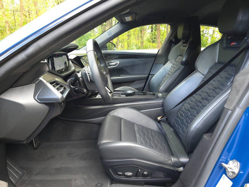 2022 Audi RS e-tron GT quattro