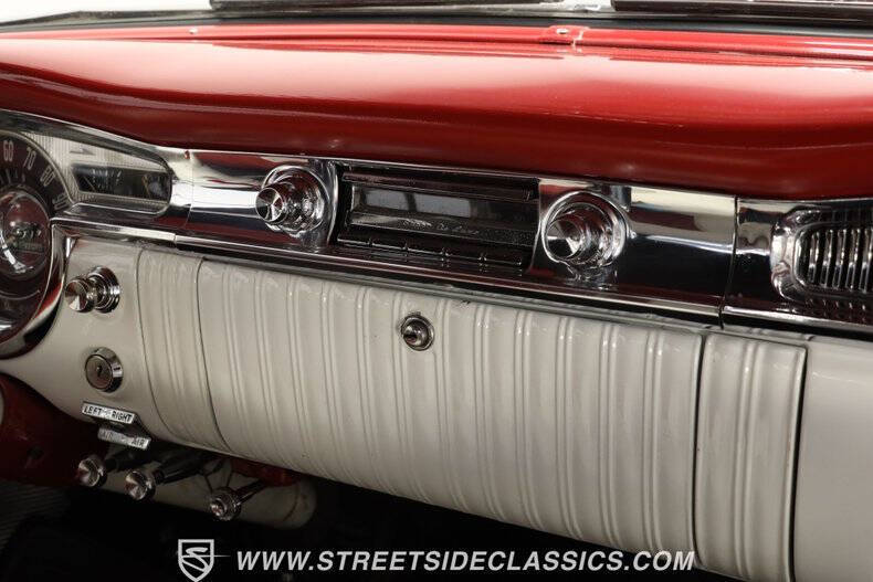 1954 Oldsmobile Starfire