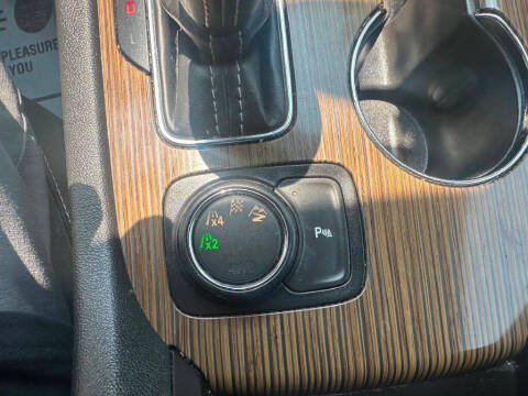 2017 GMC Acadia SLE-2