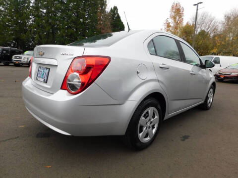 2013 Chevrolet Sonic LS Auto