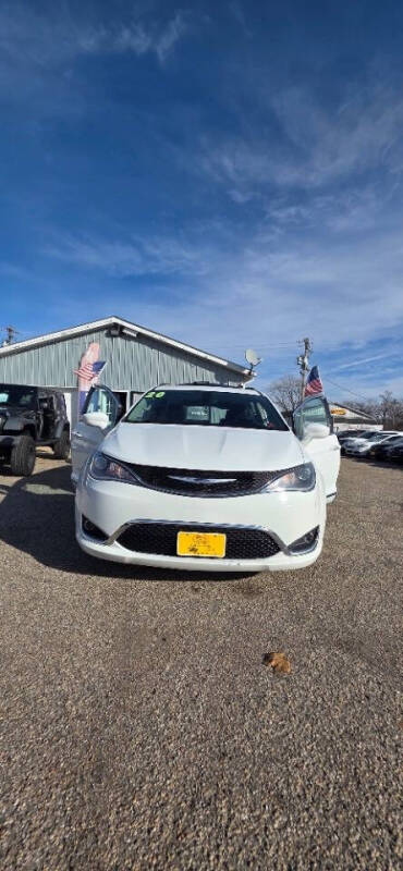 2020 Chrysler Pacifica Touring L