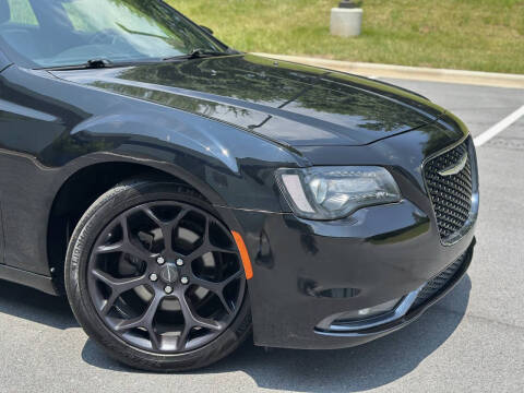 2019 Chrysler 300 S