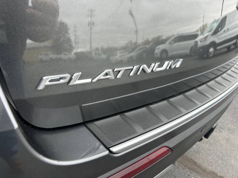 2020 Ford Explorer Platinum