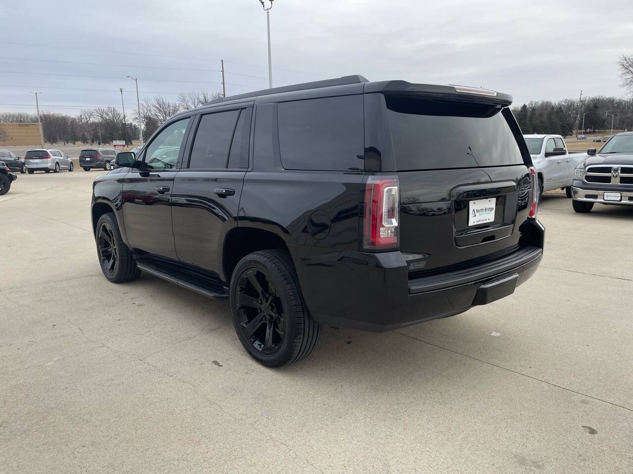 2020 Gmc Yukon SLT photo 3