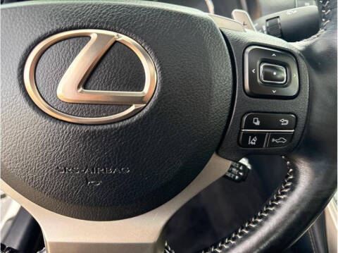 2017 Lexus IS 200t