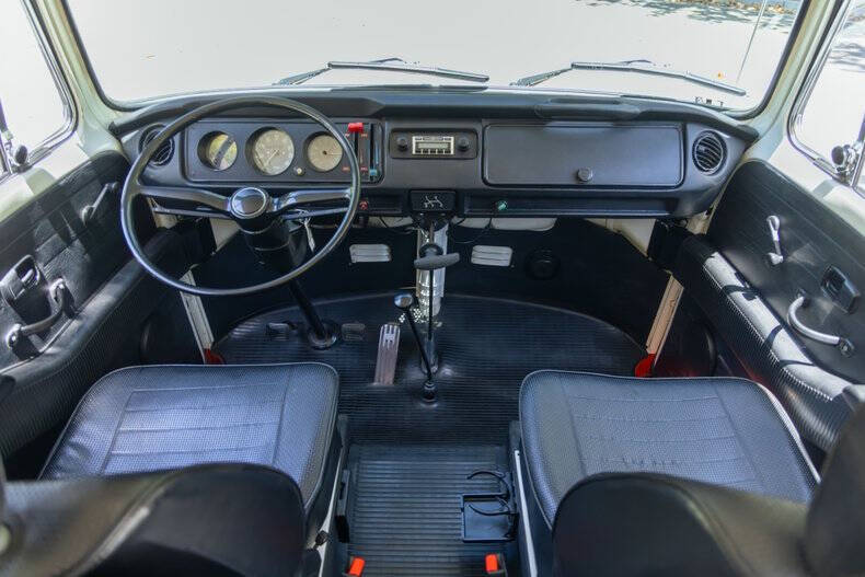 1975 Volkswagen Type 2