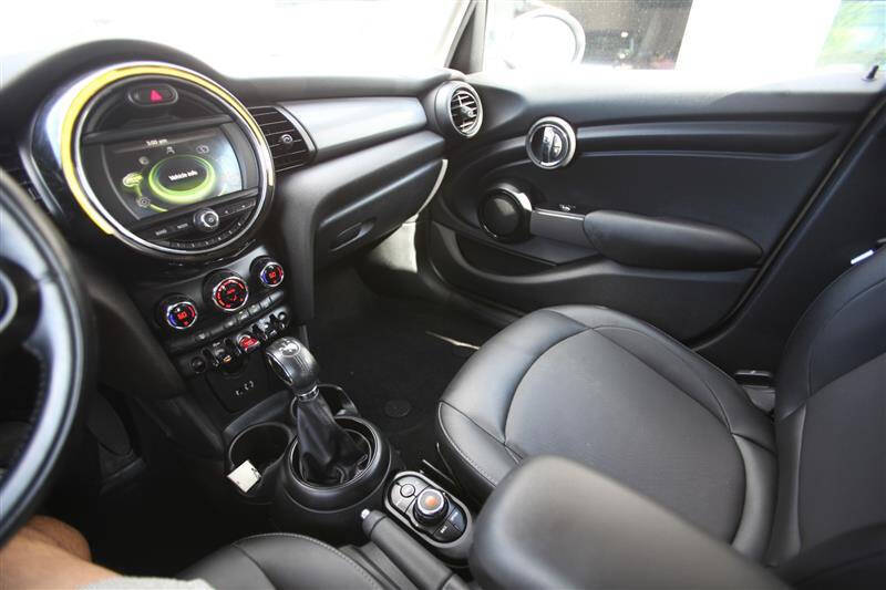 2018 MINI Hardtop 4 Door Cooper