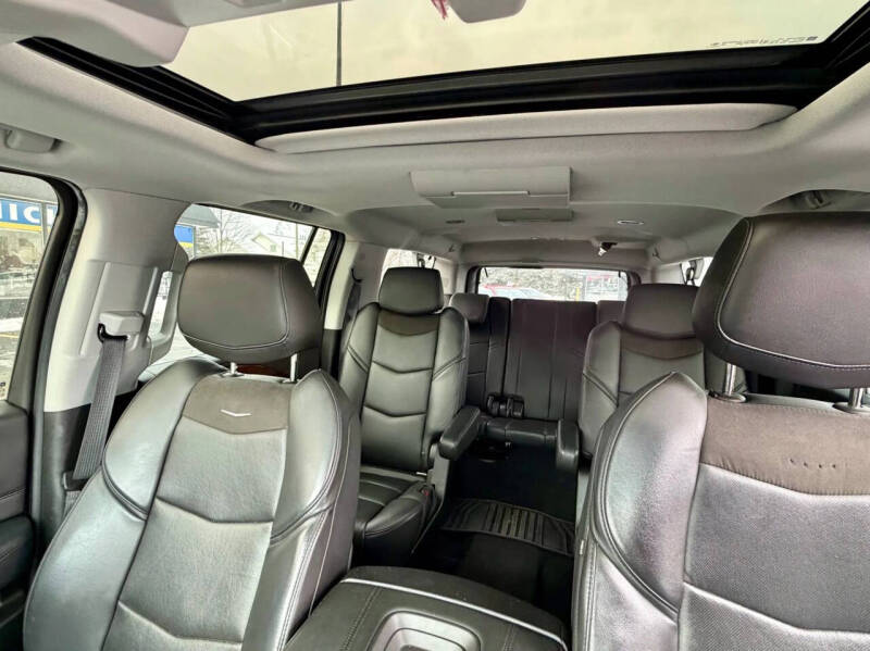 2018 Cadillac Escalade ESV Premium Luxury