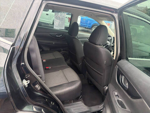 2017 Nissan Rogue S