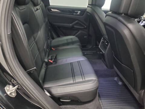 2019 Porsche Cayenne E-Hybrid