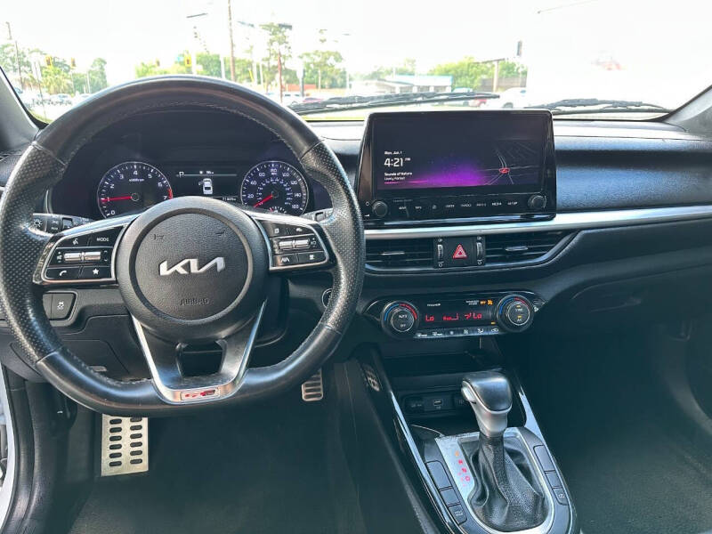 2023 Kia Forte GT-Line