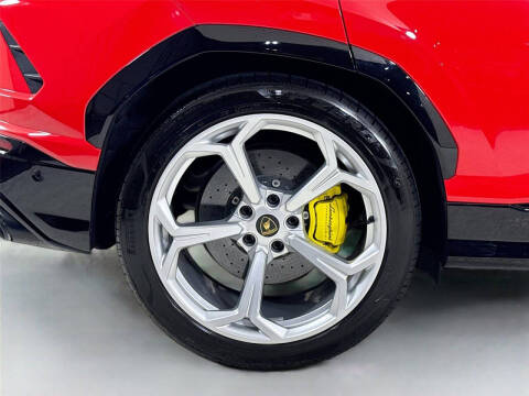 2020 Lamborghini Urus