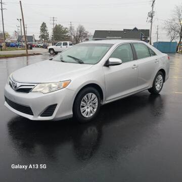 2012 Toyota Camry for sale at Ideal Auto Sales, Inc. in Waukesha WI