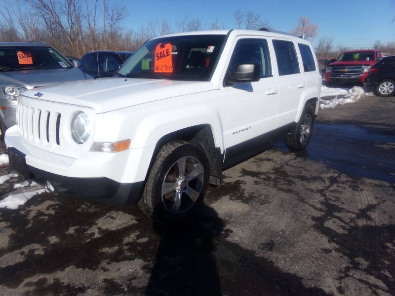 2016 Jeep Patriot for sale at Pool Auto Sales Inc in Spencerport NY