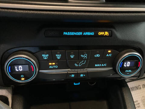 2021 Ford Escape Hybrid SE