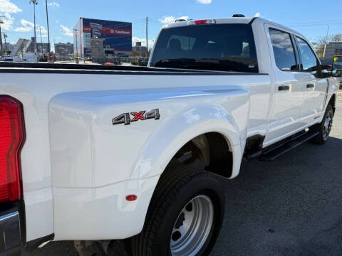 2025 Ford F-350 Super Duty XLT