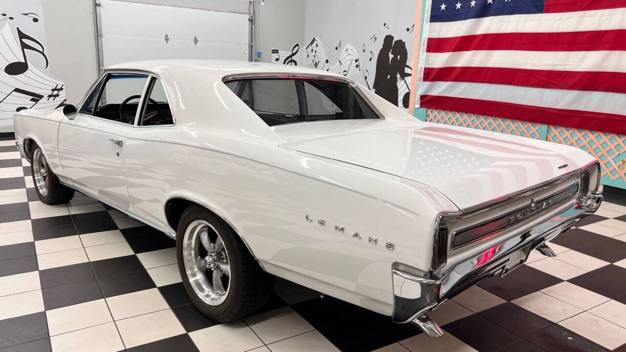 1966 Pontiac Le Mans 3