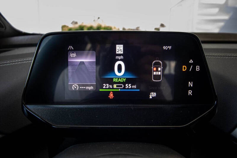 2025 Volkswagen ID.4 Pro