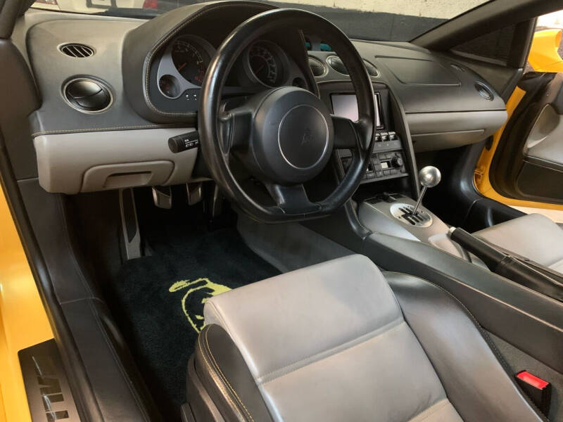 2004 Lamborghini Gallardo