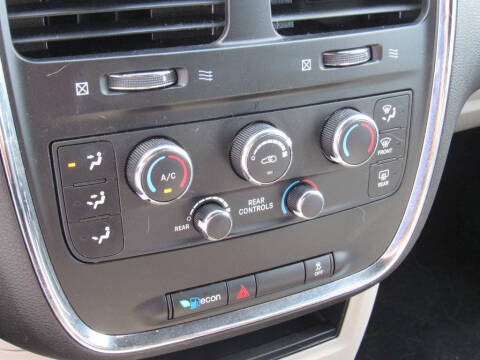 2014 Dodge Grand Caravan SE