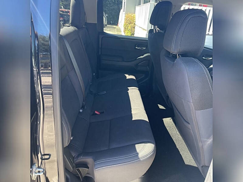 2024 Nissan Frontier