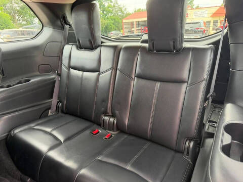 2018 Nissan Pathfinder SL