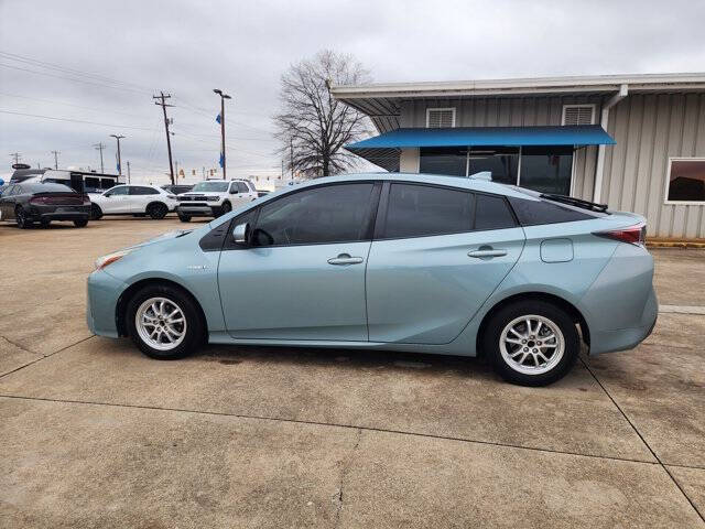 2016 Toyota Prius Two