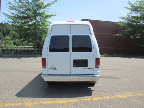 2013 Ford E-Series E-150