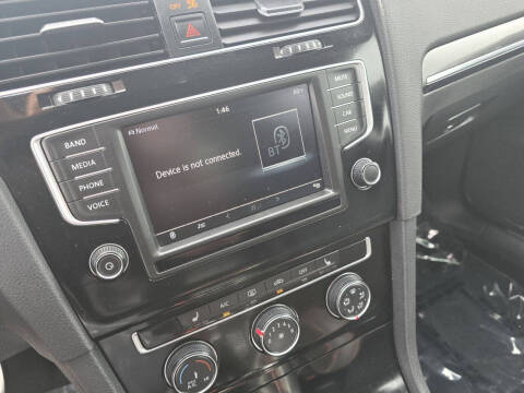 2016 Volkswagen Golf GTI SE